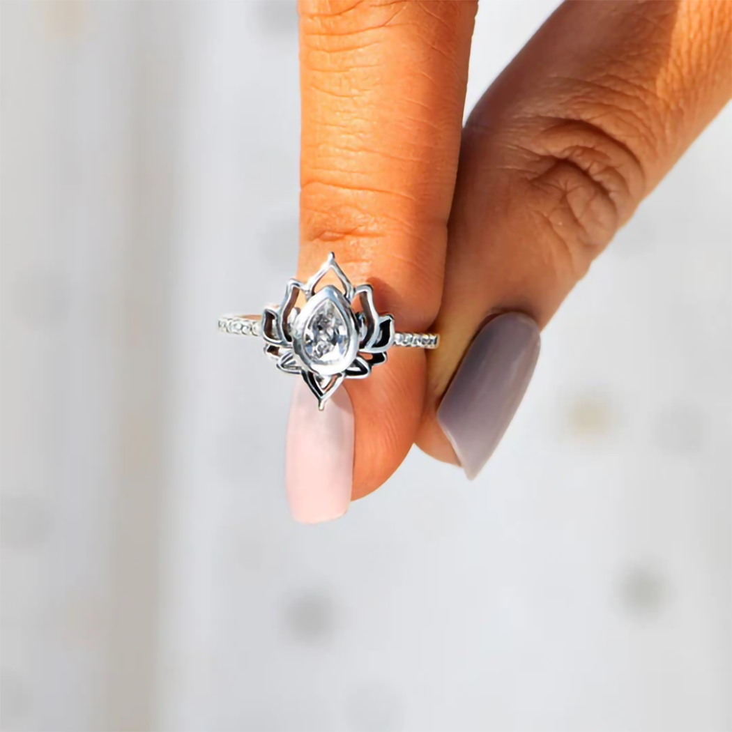 Beginnen Sie noch einmal - Empowerment-Ring mit Stein