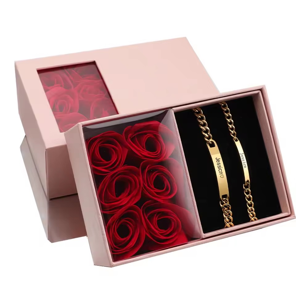 Endlose Liebe - Gravierte Armbänder mit Rosenbox - Roségold