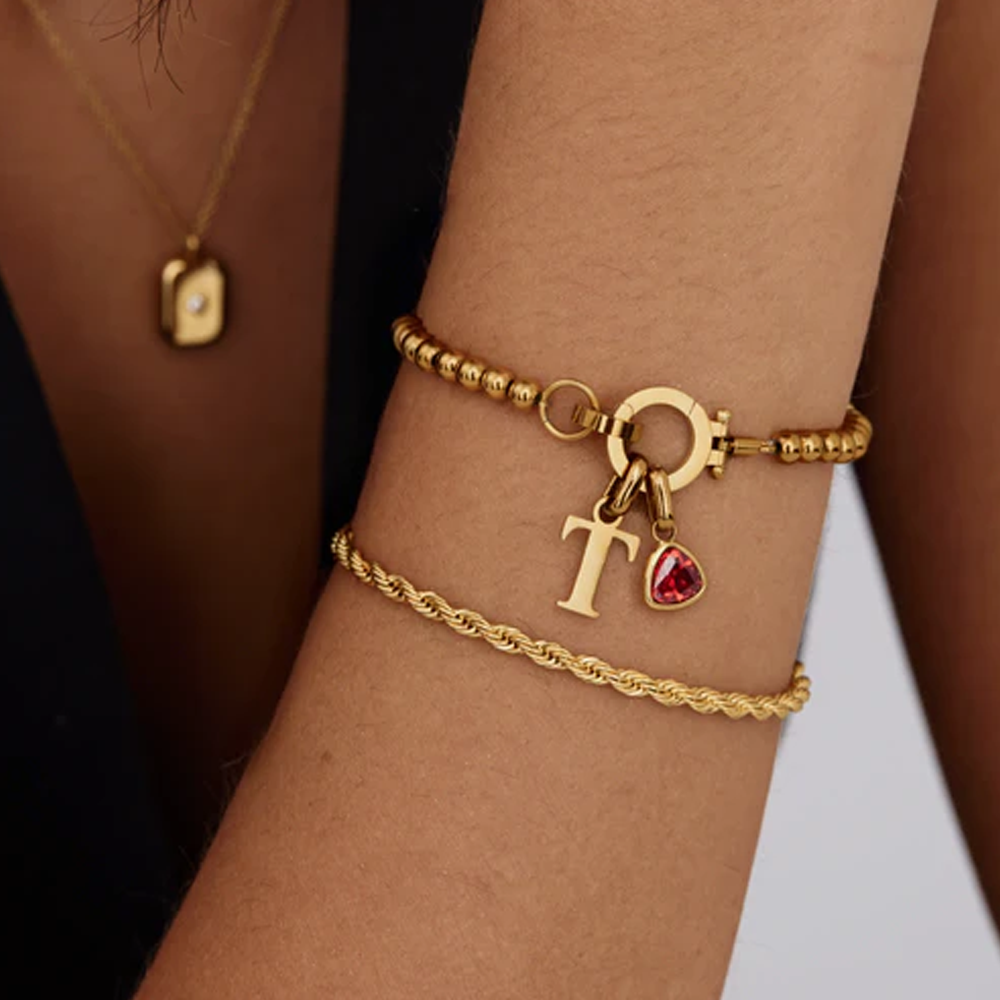 An meine Tochter – Perlenarmband mit Geburtsstein-Charm