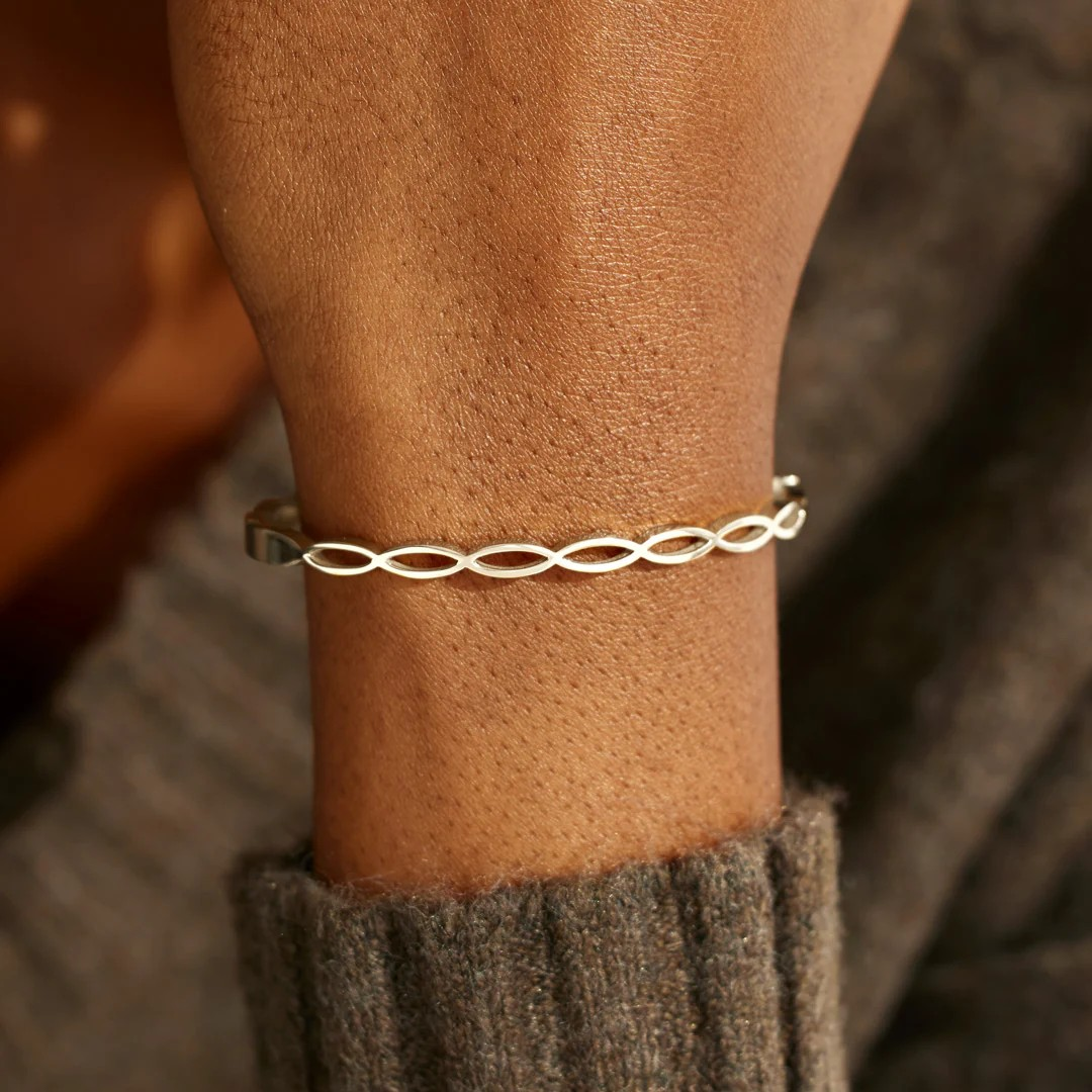 An meine Freundinnen - Passendes Wellenarmband